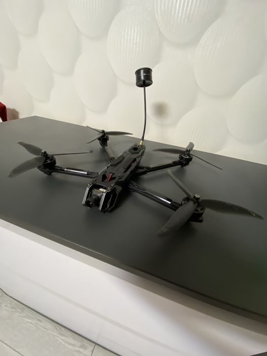 Fpv дрон 7 дюймів стан майже нового (без батки)