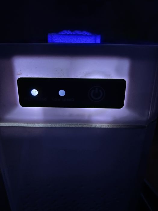 Очиститель воздуха.генератор отрицательных ионов н11