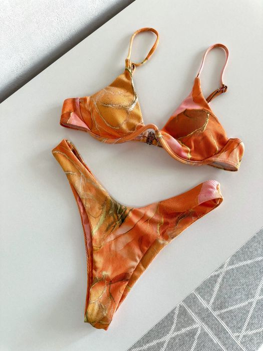 Жіночий купальник