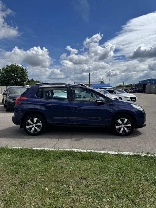 Peugeot 2008 2014 року