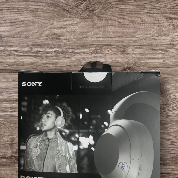 Auscultadores Sony ULT Power Sound