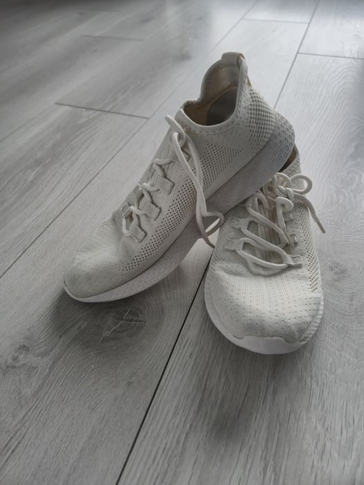 Buty sportowe damskie Sprandi 37