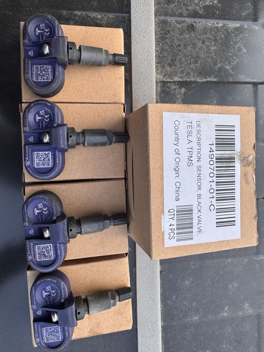Датчики тиску Tesla  1490701-01-C 1490701-01-B 1074812-00-B 1490701-01