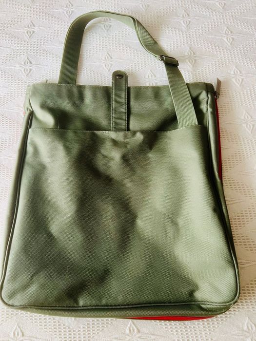 Saco tira colo da marca CK cor cinza