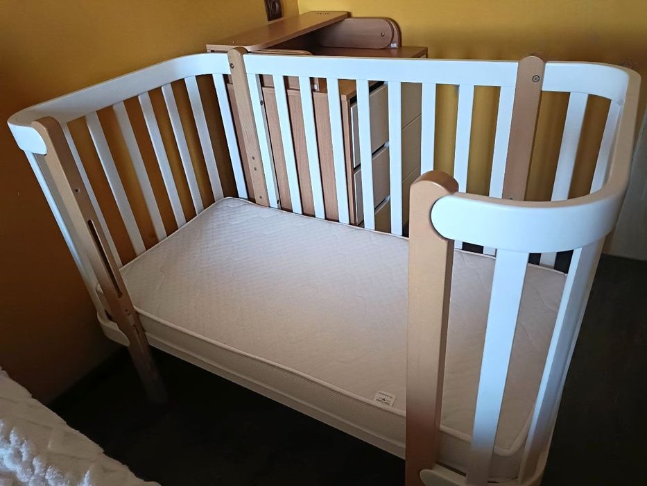 Продам дитяче ліжечко фірми "Верес Монако"