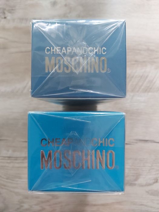 Moschino I Love Love 100мл/Moschino Cheap and Chic Light Clouds 100 мл