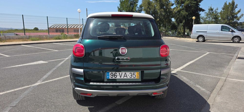 Fiat 500L teto panoramico