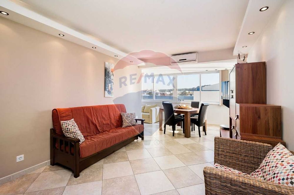 T1 na Primeira linha de praia no Sol da Caparica