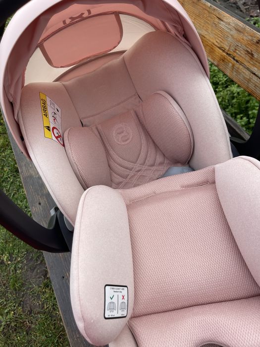 Автолюлька Cybex з поворотною базою , адаптери anex