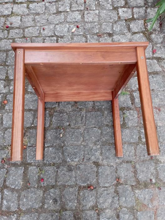 Sofás e mesa de apoio