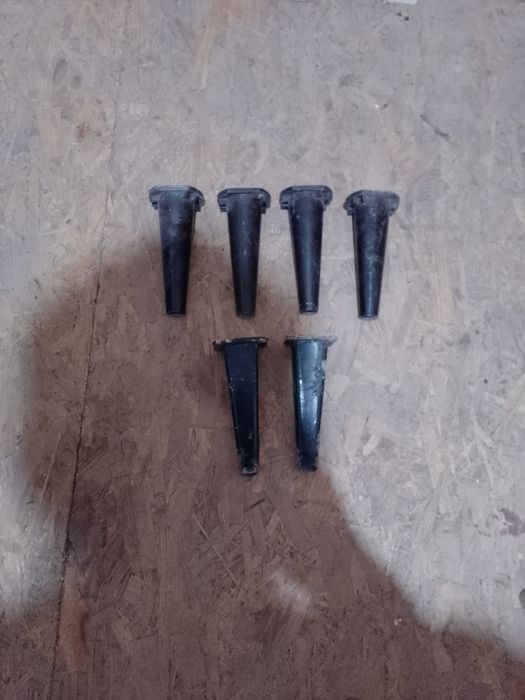 Продам ножки диванние