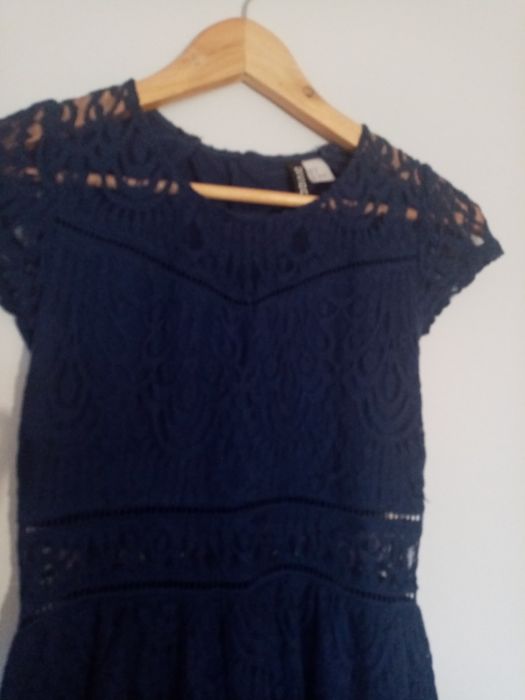 Sukienka Koronkowa Granatowa H&M 36