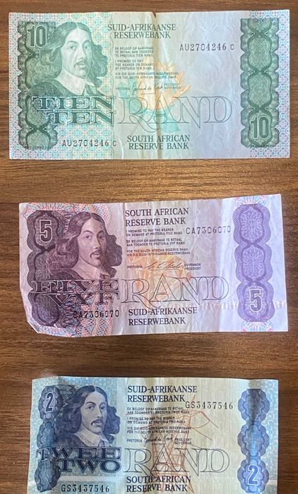 Lote colecionável de notas antigas de Rand sul-africano - R10, R5 e R2