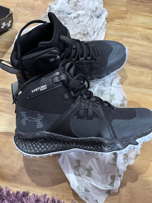 Теплі кросівки Under Armour