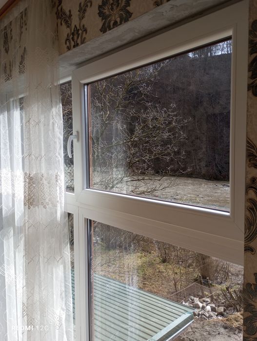 "Біля річки" Кваси