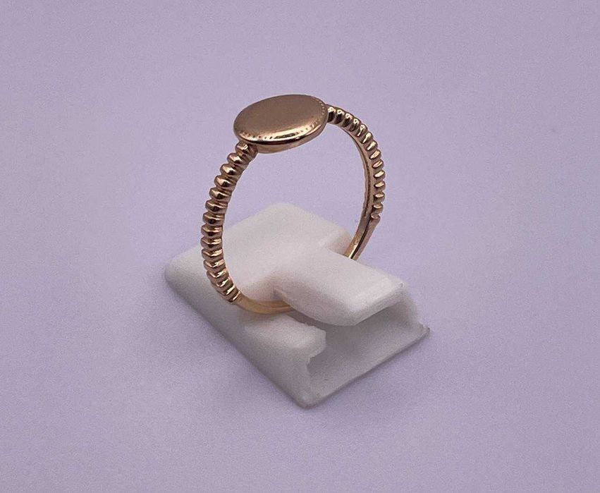 Золота каблучка, вага 2,09 грам Арт. 780