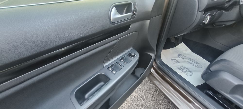 VW Golf TDI Highline