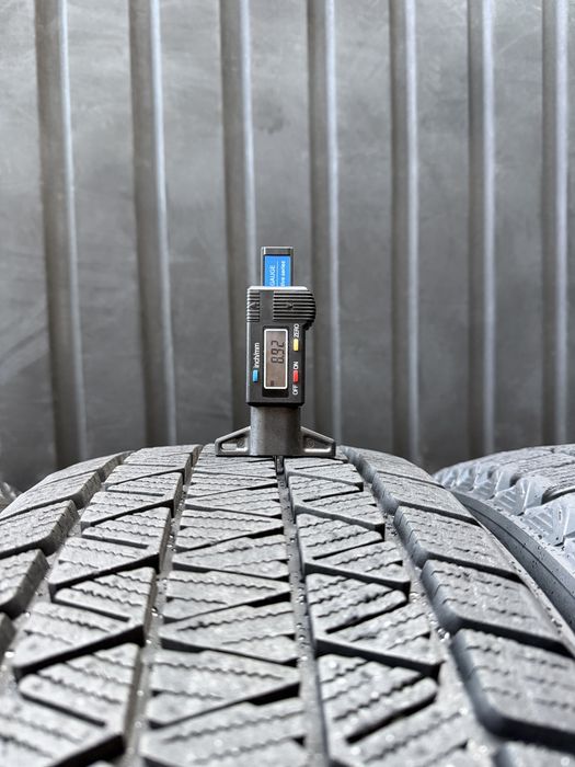 Зима 4шт Bridgestone Blizzak DM-V3 235/55 R20 102T