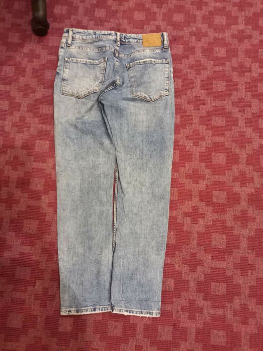 Джинсы  бойфренды женские
