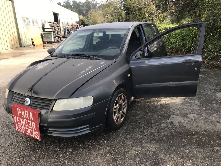 Fiat Stilo 1.6 16. V gasolina Ano 2002