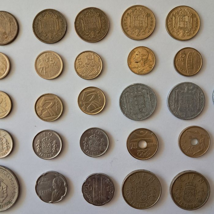 Conjunto de moedas antigas de espanha