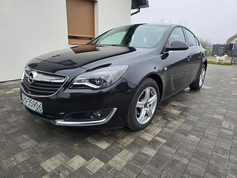 Opel Insignia 2.0  130KM  hak, klimatyzacja, 270 tys km przebiegu