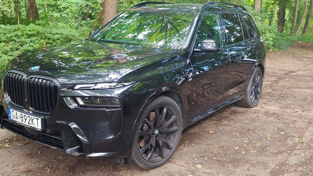 BMW X7