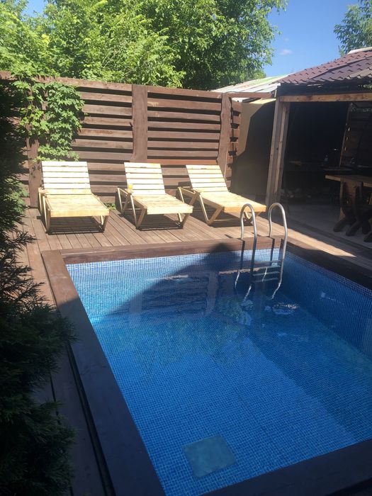 Баня на дровах тёплый бассейн джакузи бассейн на улице мангал беседка