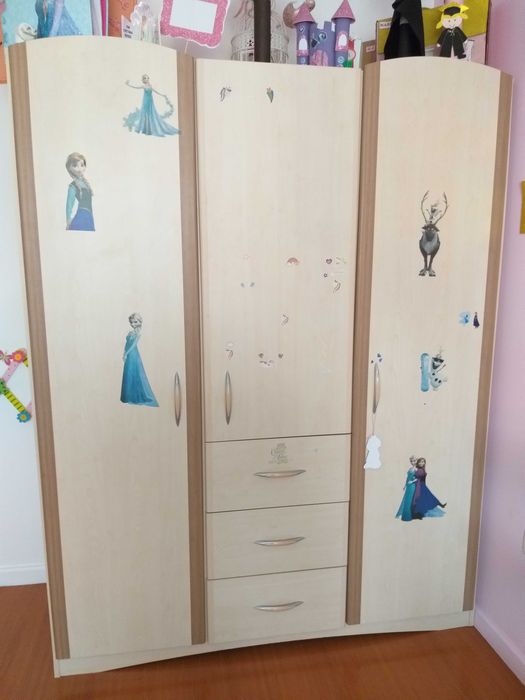 Quarto bebe evolutivo duas camas.