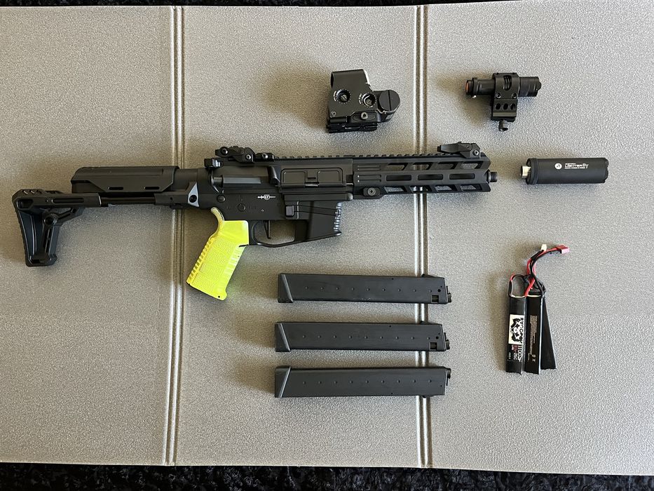 Arma airsoft AEG nova