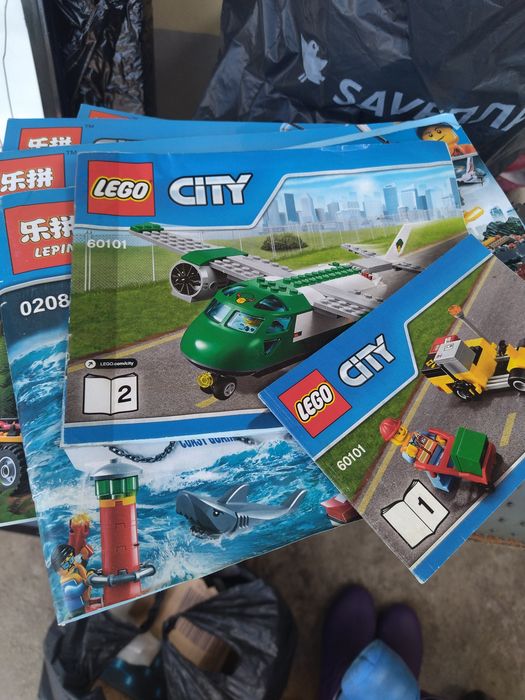 Конструктор Lego насыпом с инструкциями