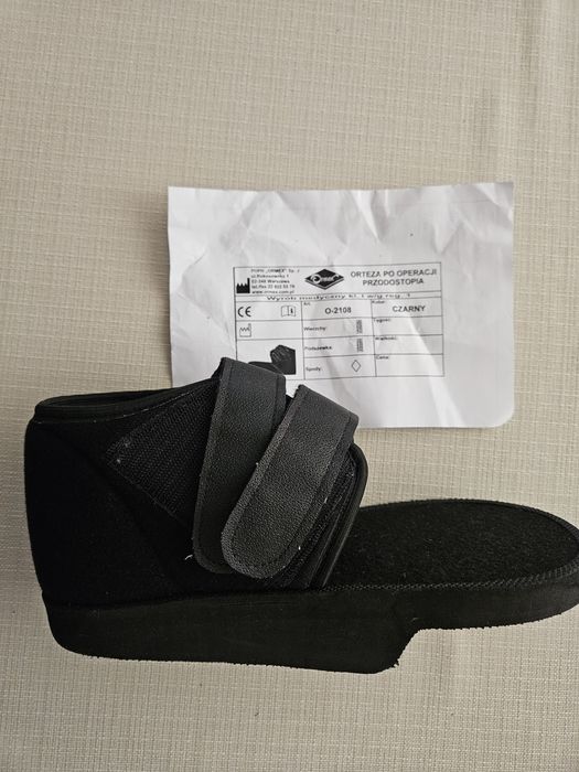 Orteza po operacji śródstopia