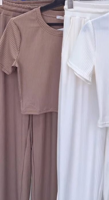 Костюм літній одягала один раз