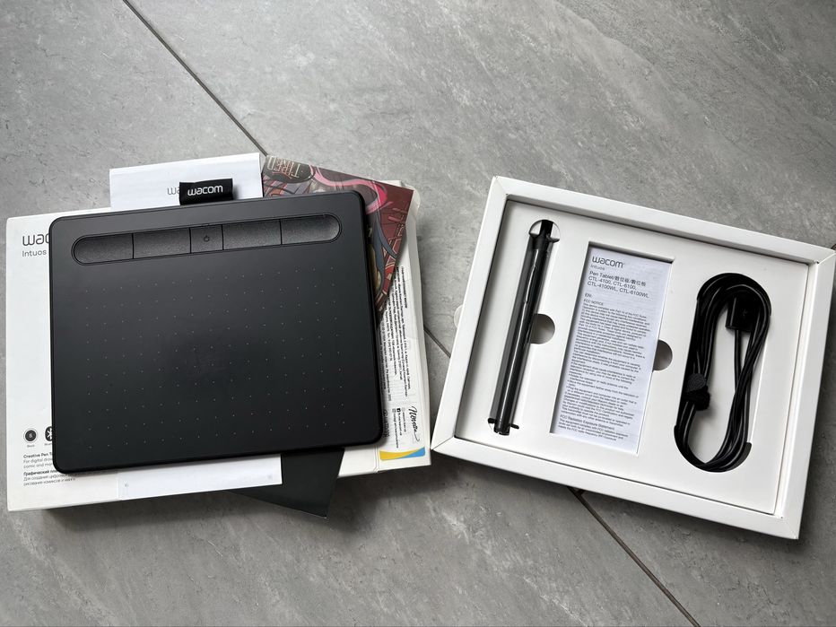 Графічний планшет Wacom Intuos S