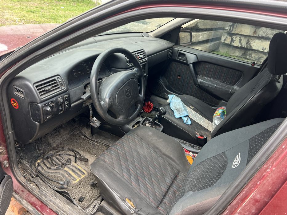 Продам Опель Вектра