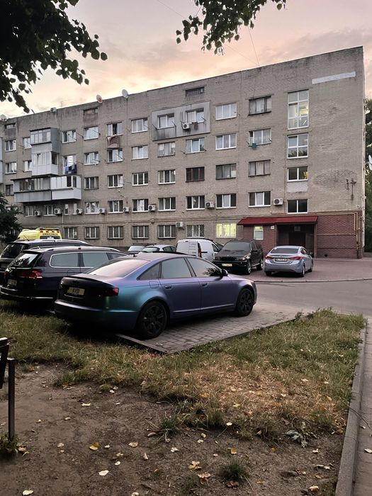 продам Audi a6 c6