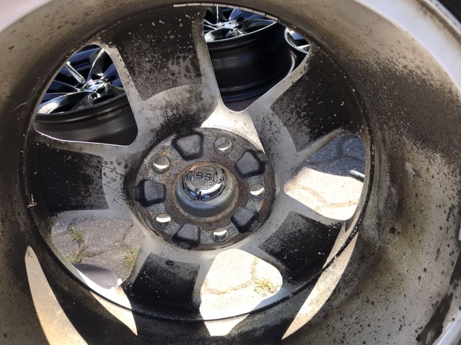 Koła felgi Jeep Cherokee 18 cali 5x127 oryginalne komplet