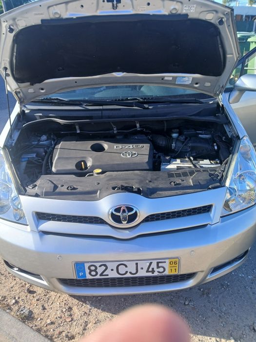 Toyota  Corola  verso 2.2  7Lugares