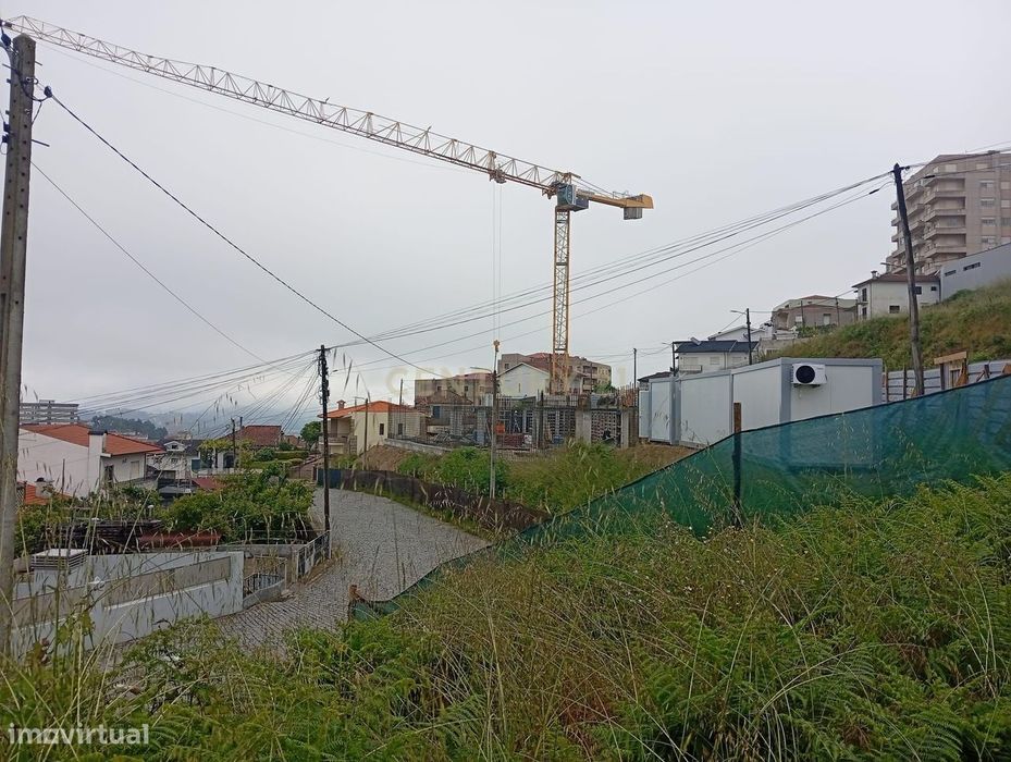 Apartamento T2 Rua Tapadinha em Marco de Canaveses (Piso 2- Fração L)