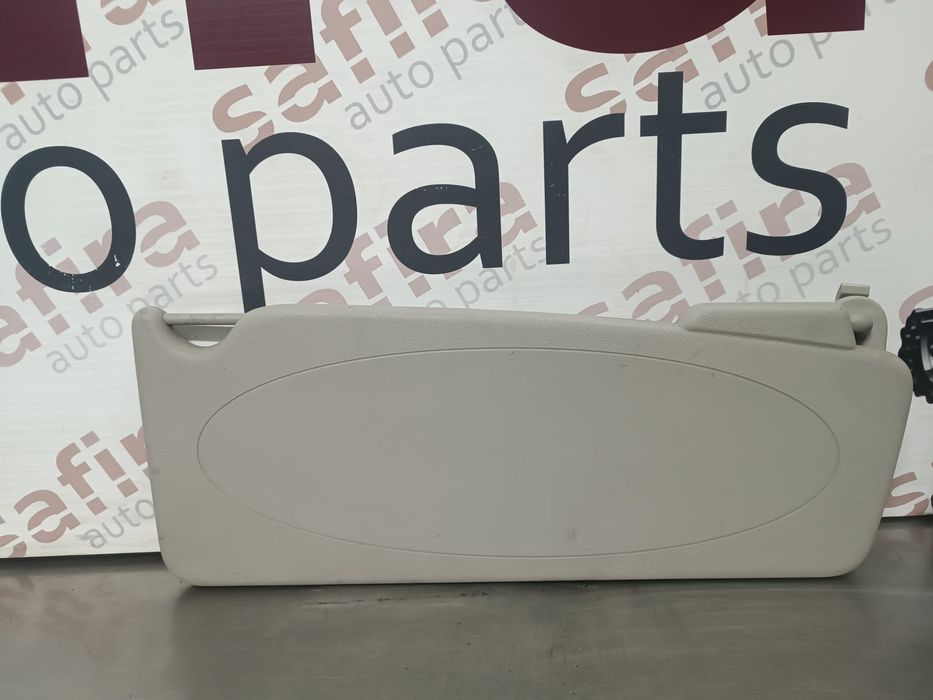 Pála de Sol Esquerda RENAULT KANGOO / GRAND KANGOO II - 8200544833