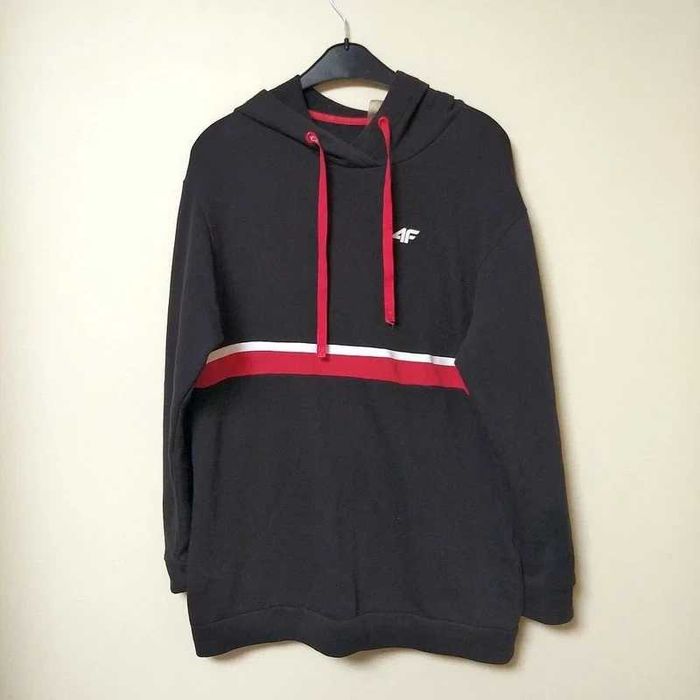 czarna bluza z kapturem 4F M
