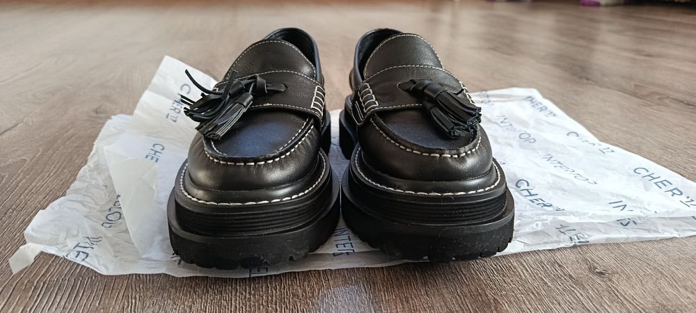 Лофери жіночі шкіряні