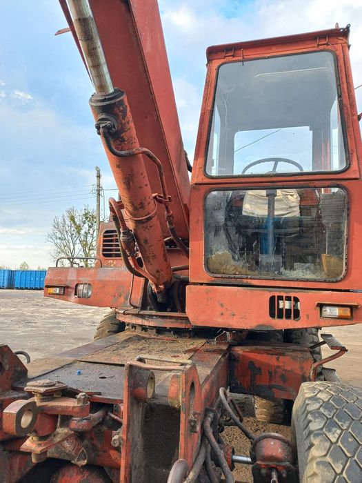 Екскаватор ЕО 3323