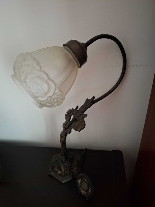 Candeeiro de mesa antigo