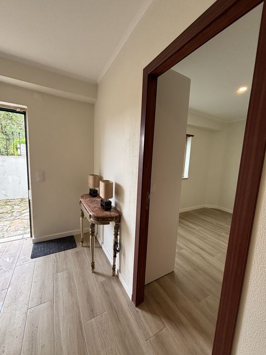 Apartamento T1 remodelado, no centro de Caneças - pronto a estrear