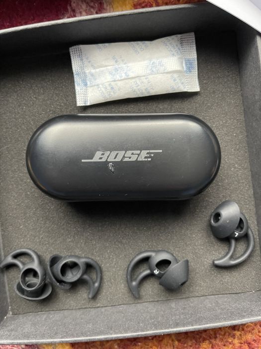 BOSE sport earbuds