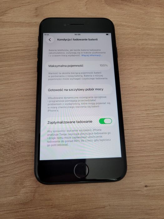 Iphone SE 3 2022 stan idealny kondycja 94%