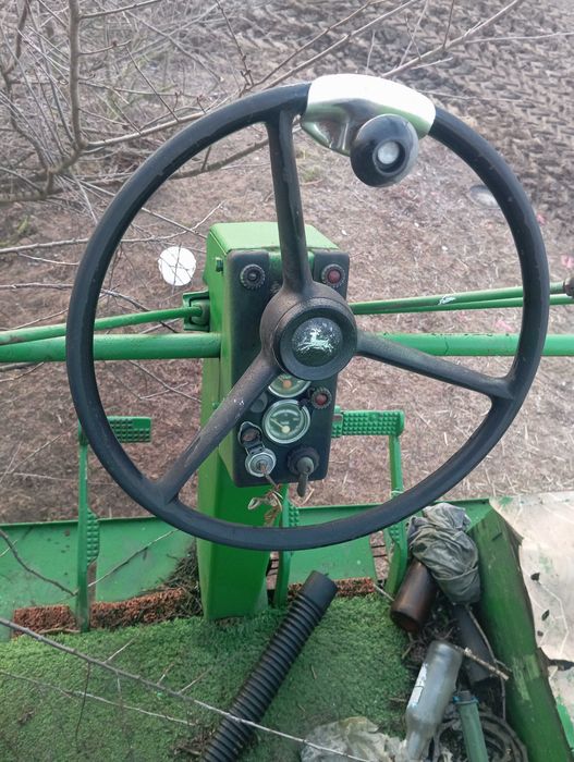 John Deere 530 cały na części skrzynia biegów inne