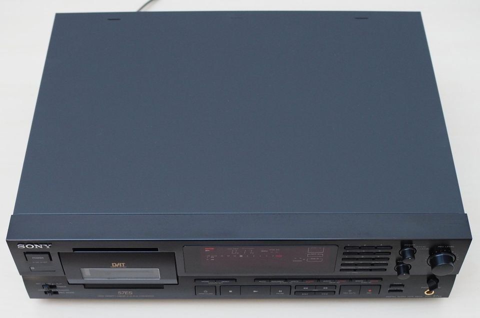 SONY DTC-57ES Esprit DAT-Rekorder Toppzustand nahezu MINT
