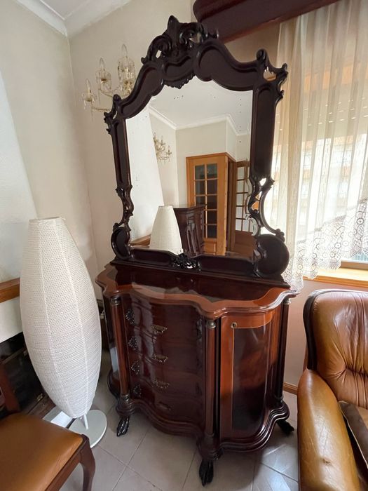 Moveis Mogno em Excelente Estado